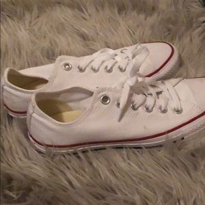 White converse (women’s)